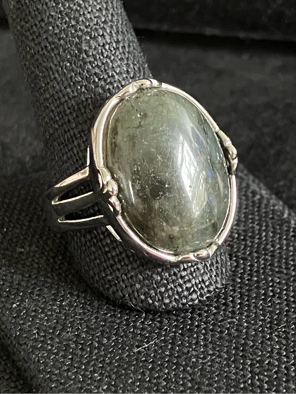 Labradorite Oval Ring in split shank Stainless Steel setting